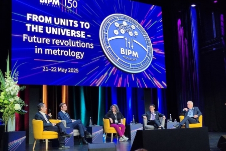 賦同量子董事長(zhǎng)尤立星受邀參加米制公約簽署150周年國(guó)際研討會(huì)